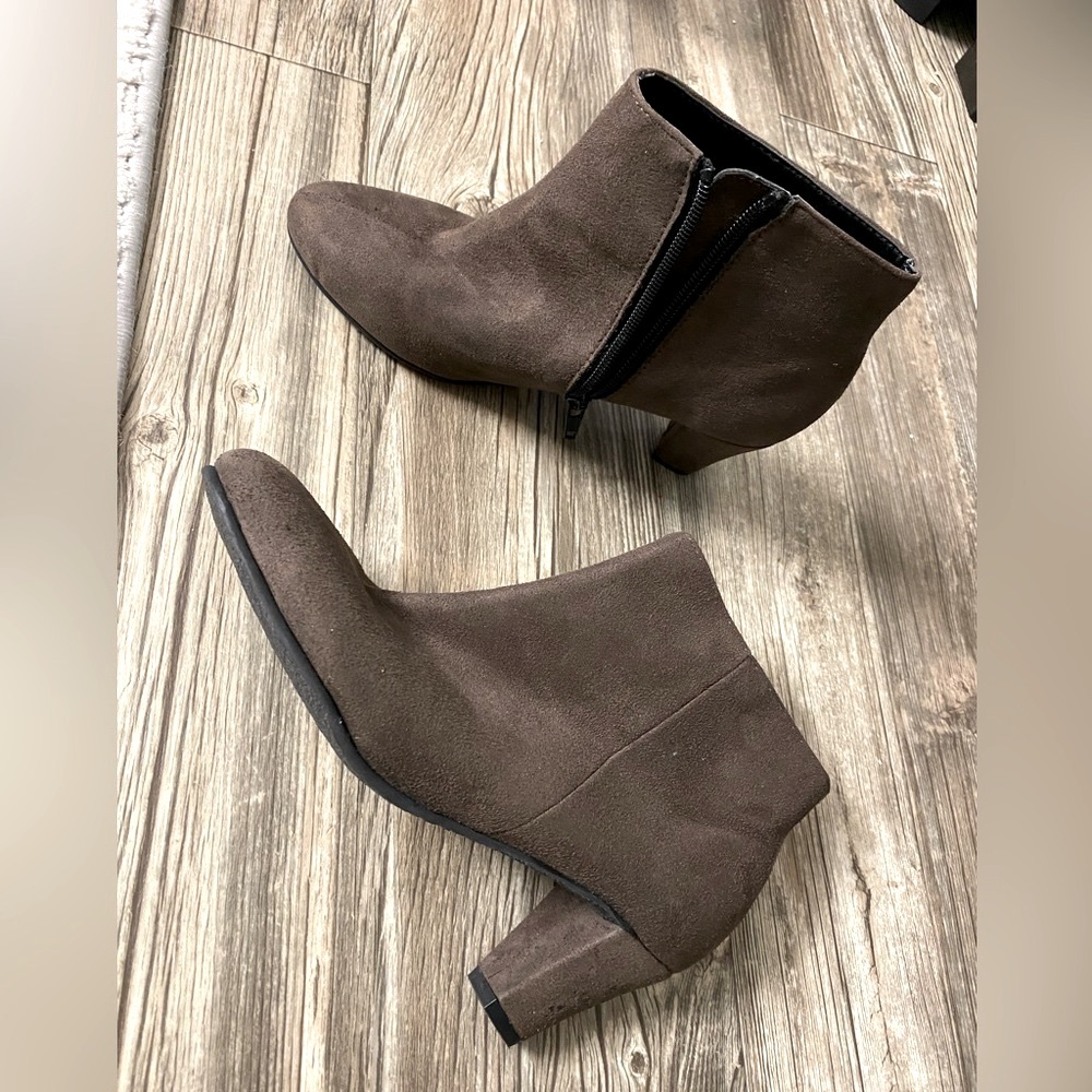 Brown Heeled Booties Size 6